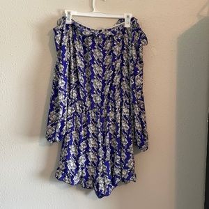 Off the shoulder floral romper